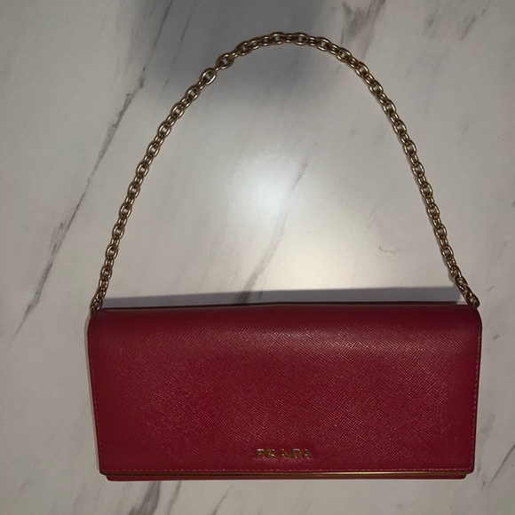 AUTHENTIC - Vintage Prada chain wallet - Picture 4 of 16
